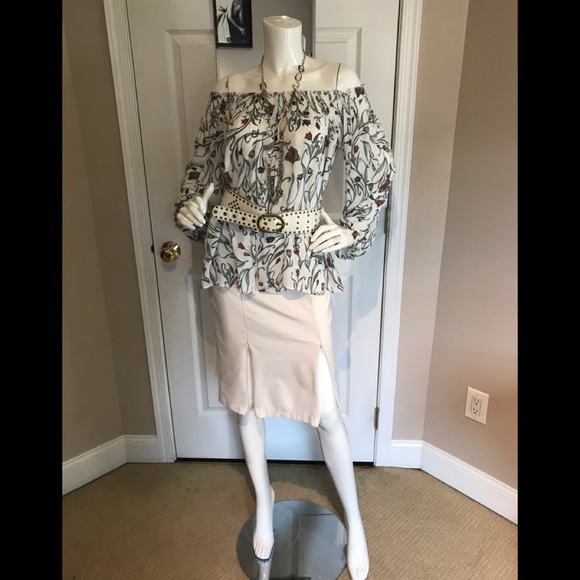 Nicole Miller Tops - Nicole Miller Atelier floral blouse